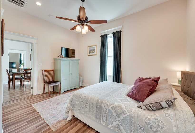 Springfield Home < 1/2 Mi To Commercial Street!