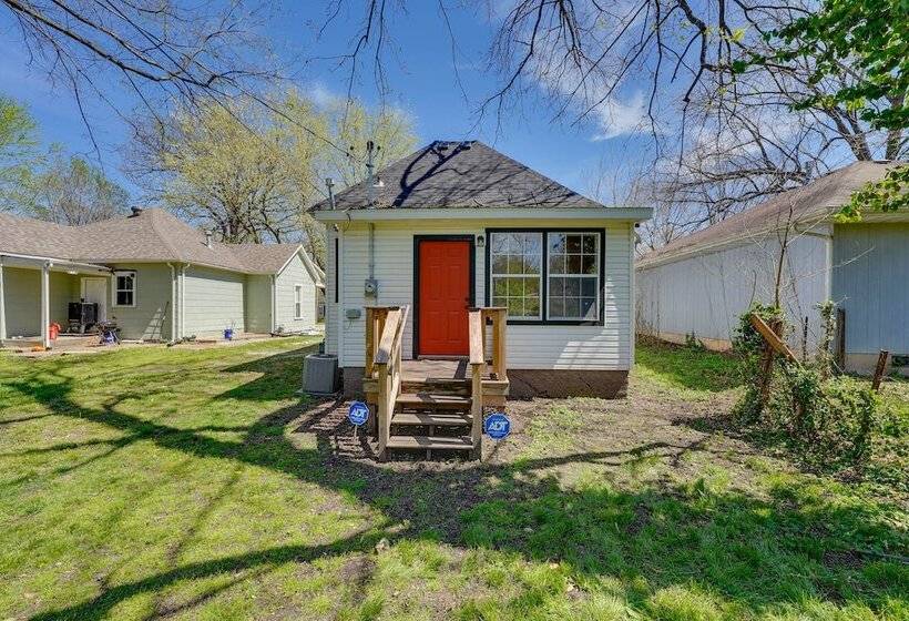 Springfield Home < 1/2 Mi To Commercial Street!