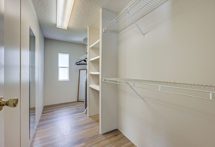 St Augustine Home W/ Dock & Lift On St Johns River