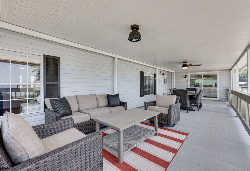 St Augustine Home W/ Dock & Lift On St Johns River