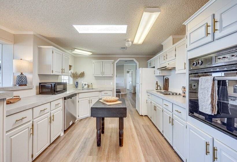 St Augustine Home W/ Dock & Lift On St Johns River