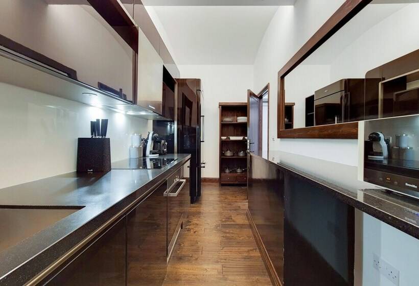 The Chesham Residences