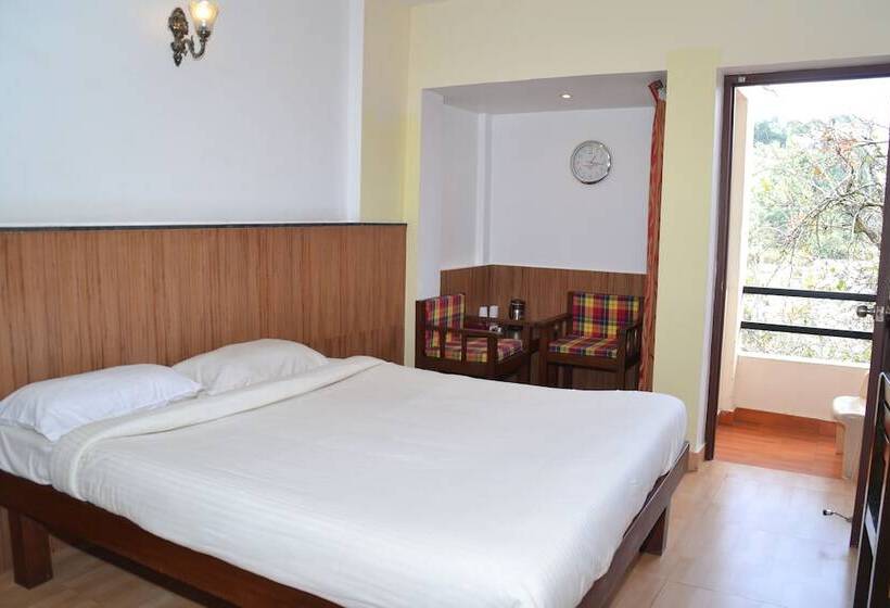 Yagappa Heritage Resort   Near Lake & Bus Stand