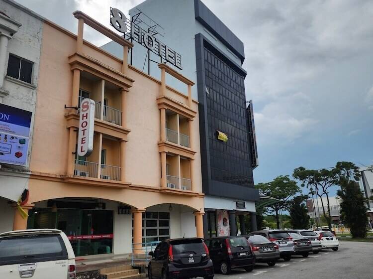 Bear Hotel At Nilai