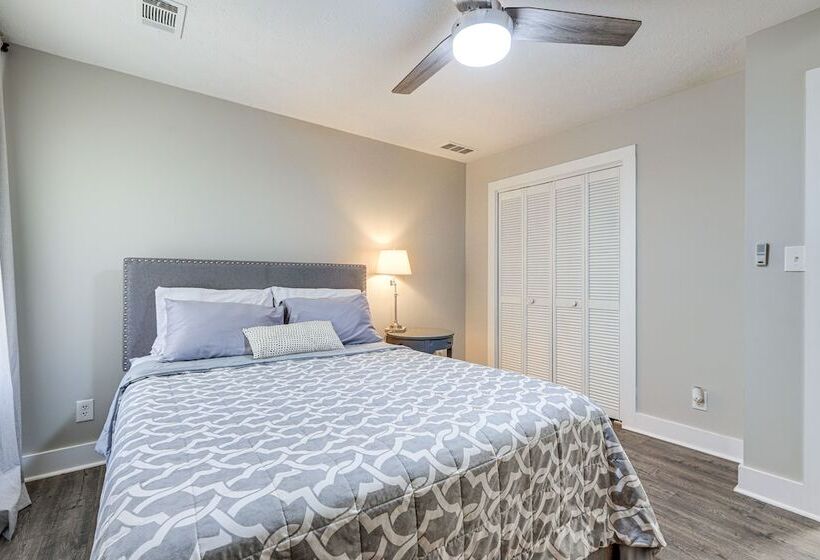 Atlanta Area Home W/ Office, Near Golfing & Hiking