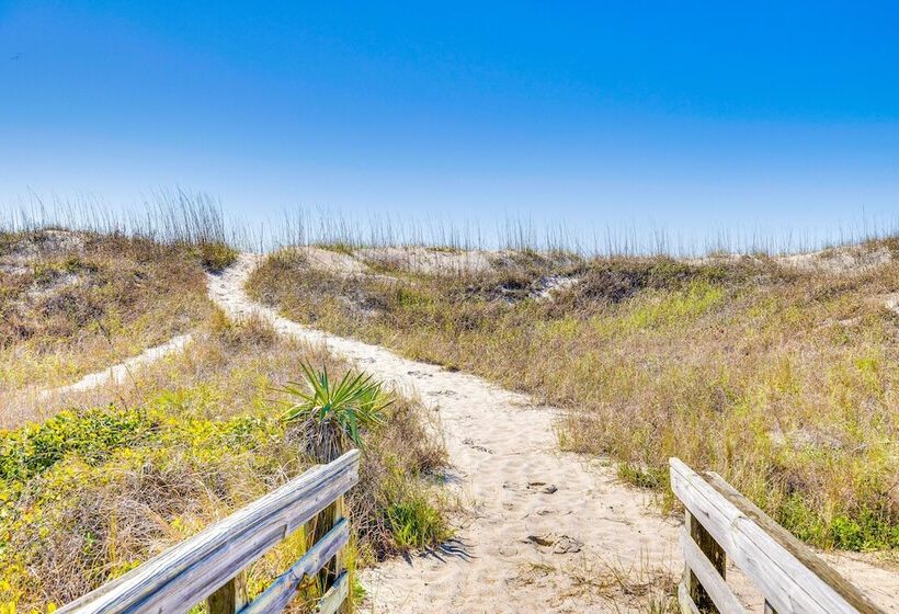 Atlantic Beach Home W/ Deck & Grill: Walk To Beach