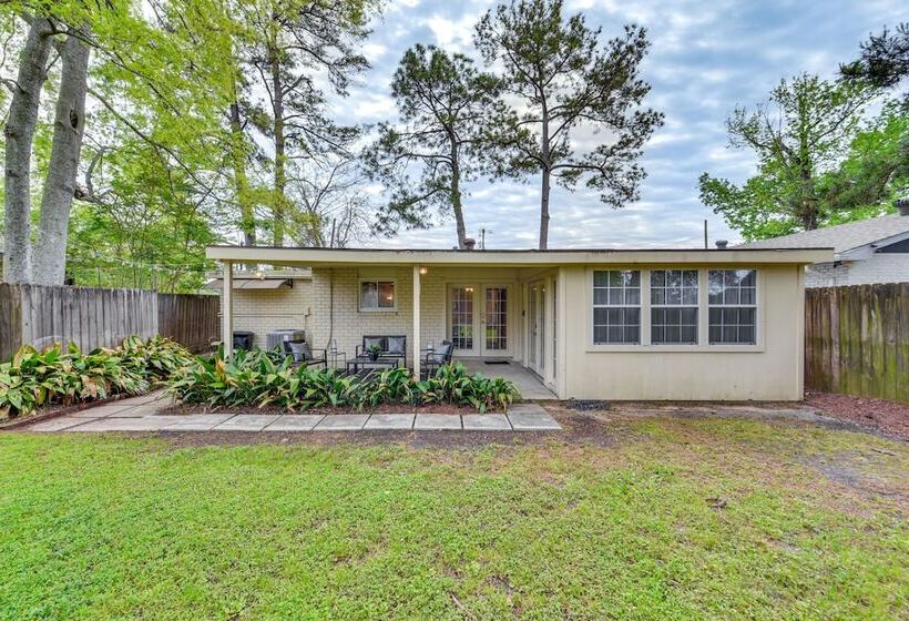 Baton Rouge Home W/ Private Patio: 2 Mi To Lsu!