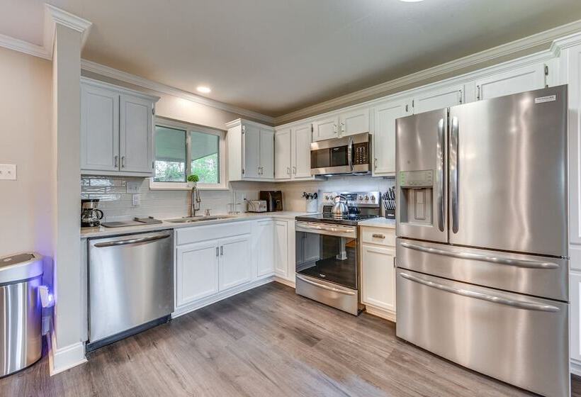 Baton Rouge Home W/ Private Patio: 2 Mi To Lsu!