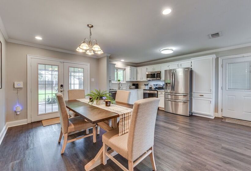 Baton Rouge Home W/ Private Patio: 2 Mi To Lsu!