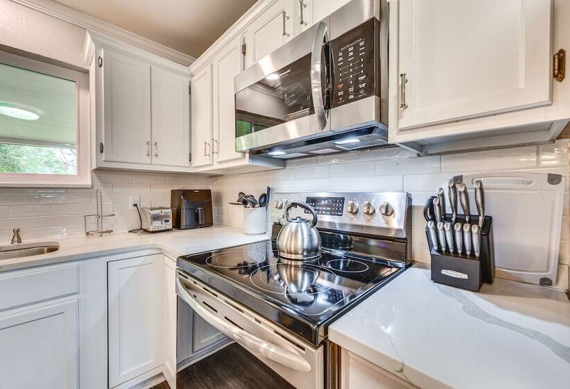 Baton Rouge Home W/ Private Patio: 2 Mi To Lsu!