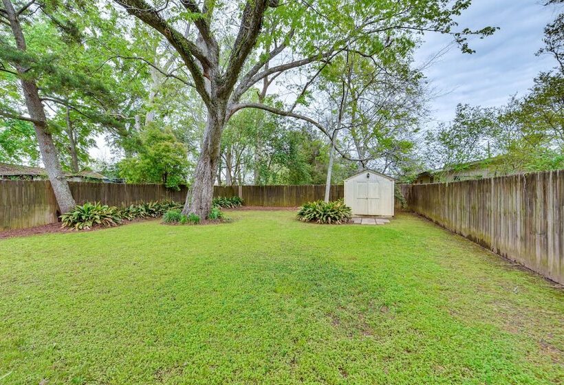 Baton Rouge Home W/ Private Patio: 2 Mi To Lsu!