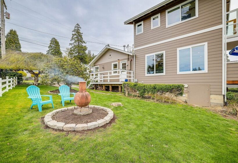 Beautiful Birch Bay Retreat W/ Deck & Fire Pit!