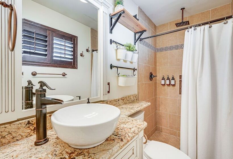 Beautiful Tempe Home W/ Yard   3 Mi To Asu!