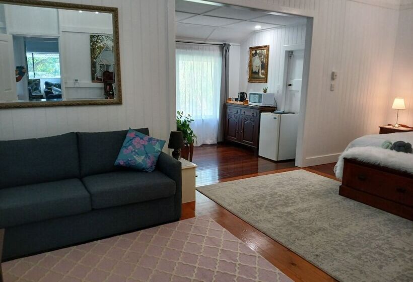 Bed and Breakfast Memory Lane Accommodation