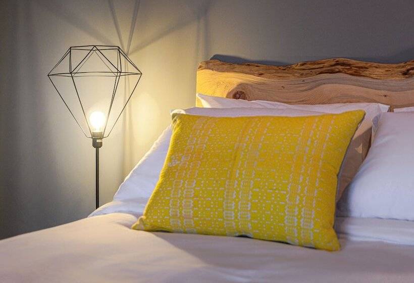 Boutique Studios & Apartments By Avelink