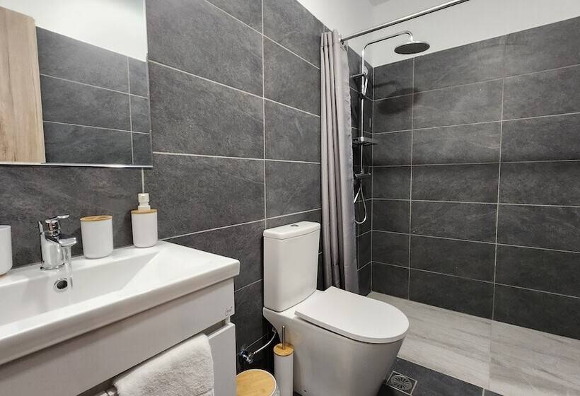 Boutique Studios & Apartments By Avelink