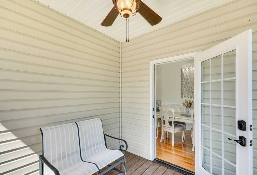 Bright & Elegant Home In High Point W/ Deck!