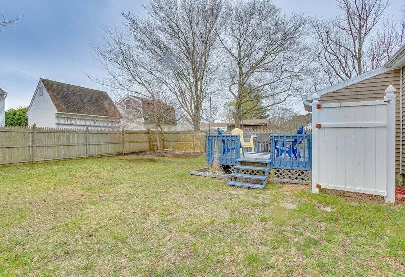 Cape May Home W/ Deck ~ 2 Mi To Beach!