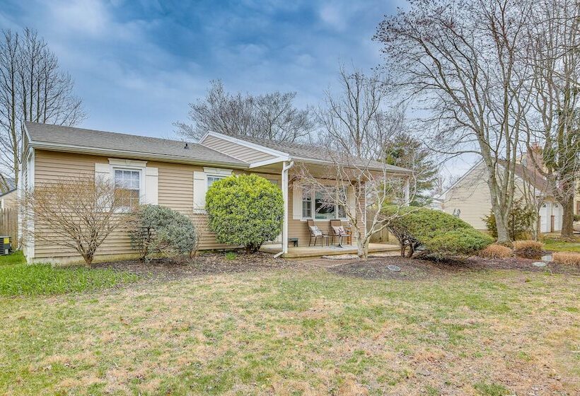 Cape May Home W/ Deck ~ 2 Mi To Beach!
