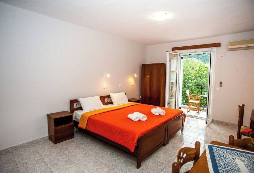 Captain Georgio Apartments