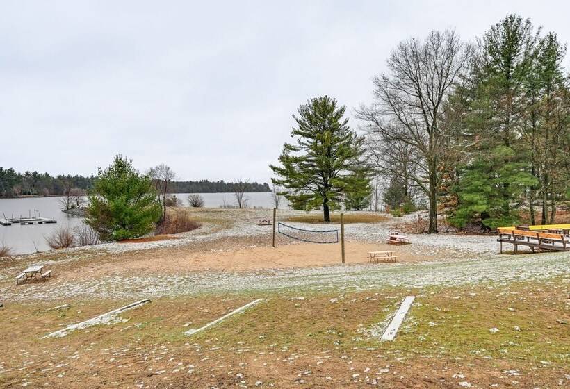 Castle Rock Lake Cabin: Water & Trail Access!