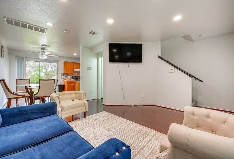 Charming Family Home W/ Yard   24 Mi To Austin!