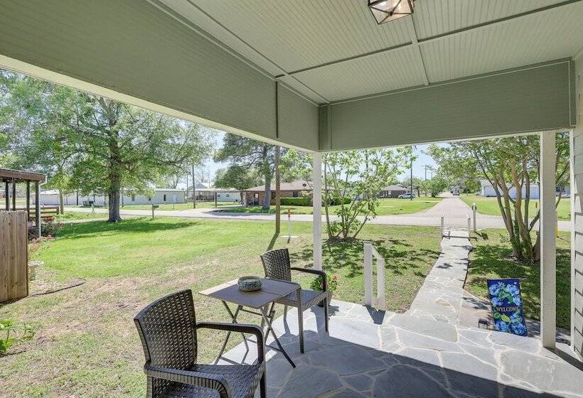 Charming Franklin Abode Near Sports Park & Fishing