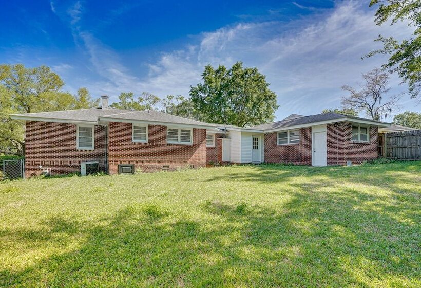 Charming Hanahan Home: 10 Mi To Charleston!