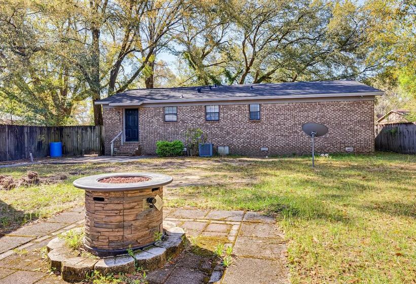 Charming Satsuma Home ~ 14 Mi To Mobile!