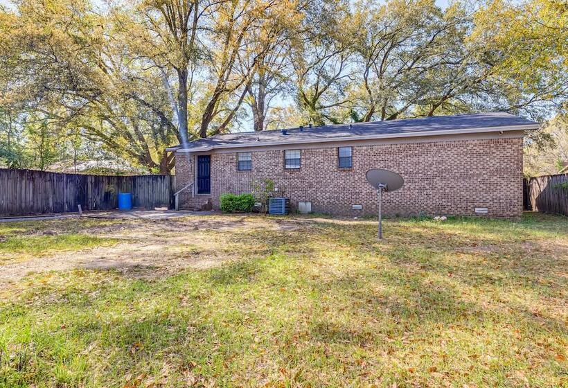 Charming Satsuma Home ~ 14 Mi To Mobile!