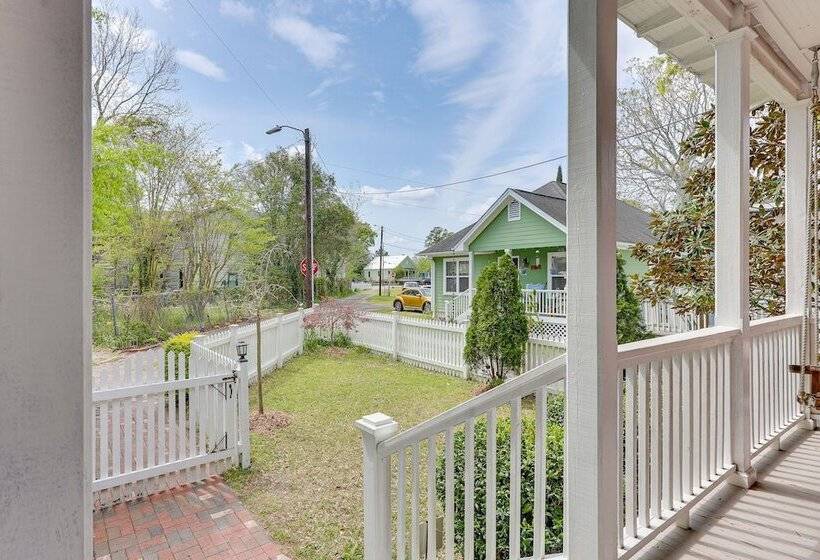 Charming Wilmington Cottage   Walk To Downtown!