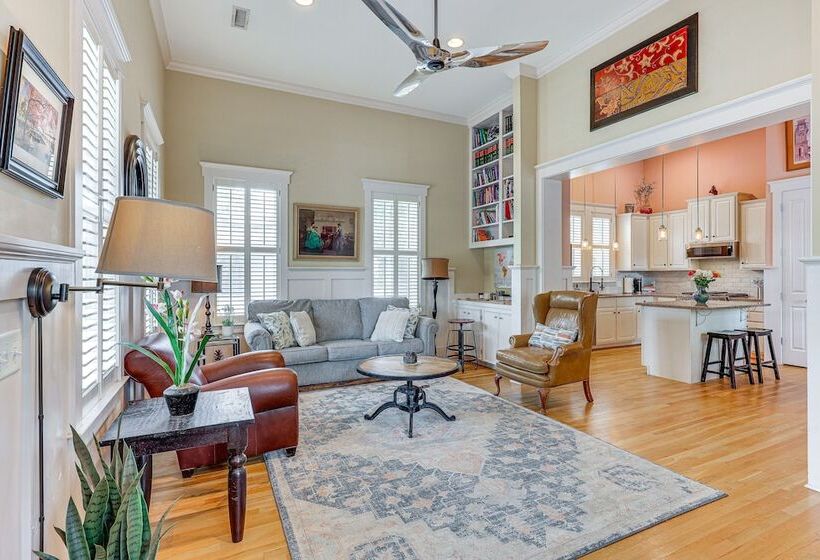Charming Wilmington Cottage   Walk To Downtown!