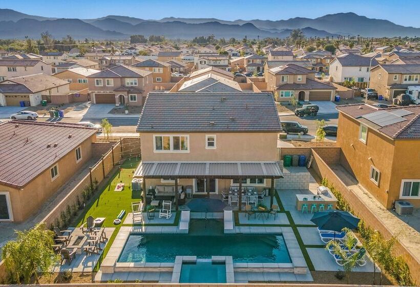 Chic Coachella Home < 3 Mi To Empire Polo Club