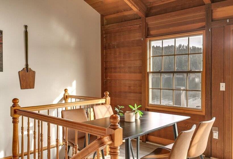 Coeur D Alene Lakefront Home: Private Dock & Beach