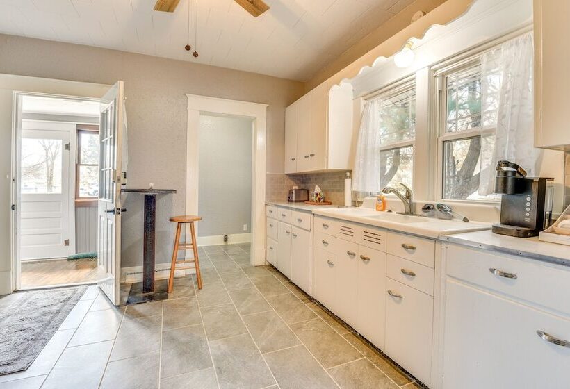 Cozy Anna Home Near Southern Illinois Attractions!