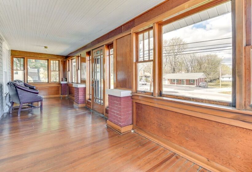 Cozy Anna Home Near Southern Illinois Attractions!