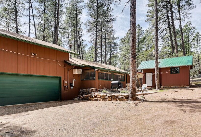 Forest Views & Fire Pit: Cozy Pine Cabin