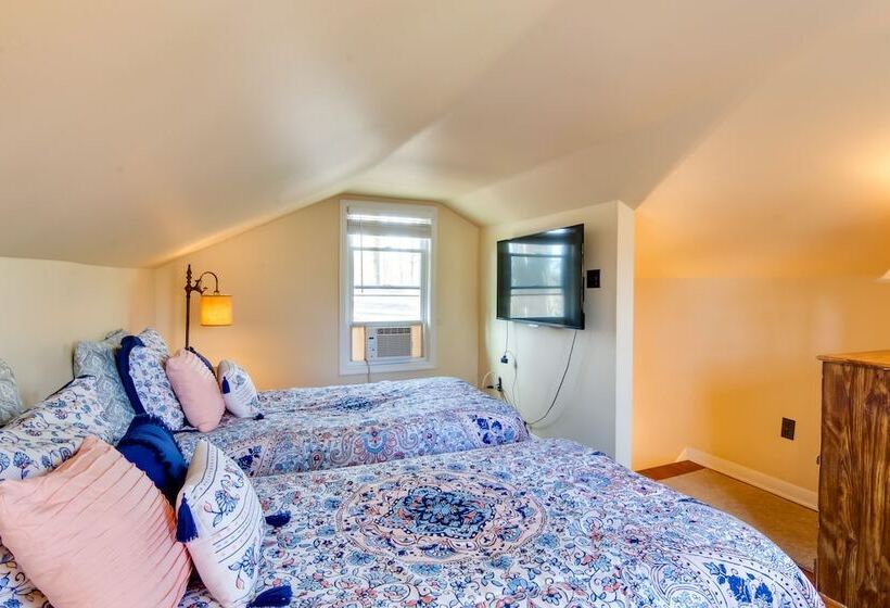 Cozy Chautauqua Lake Cottage W/ Shared Patio