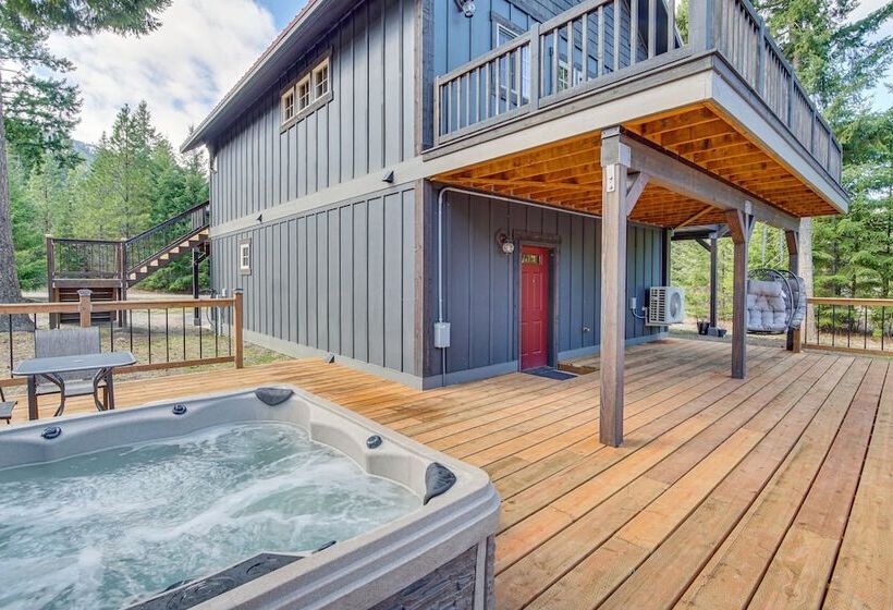 Cle Elum Cabin W/ Hot Tub, Fire Pit & Deck!