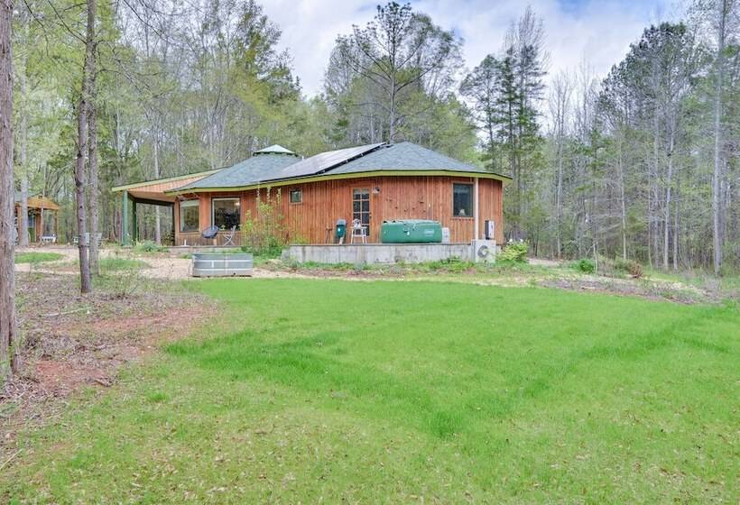 Enchanting Shelby Cottage On 12 Acres W/ Hot Tub!