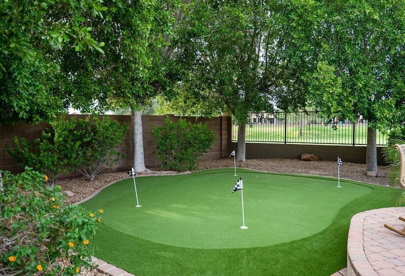 Expansive Mesa Retreat W/ Private Outdoor Pool!