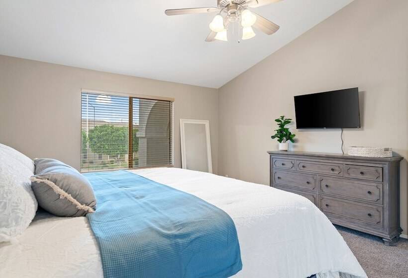 Expansive Mesa Retreat W/ Private Outdoor Pool!