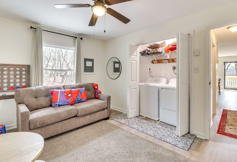 Family Friendly Albrightsville Cabin: Deck & Views