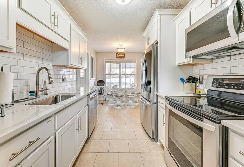 Family Friendly Clarksville Home W/ Fenced Yard!