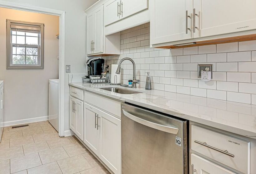 Family Friendly Clarksville Home W/ Fenced Yard!