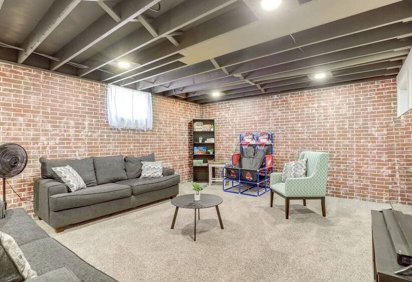 Family Friendly Lincoln Home W/ Sandbox & Grill!