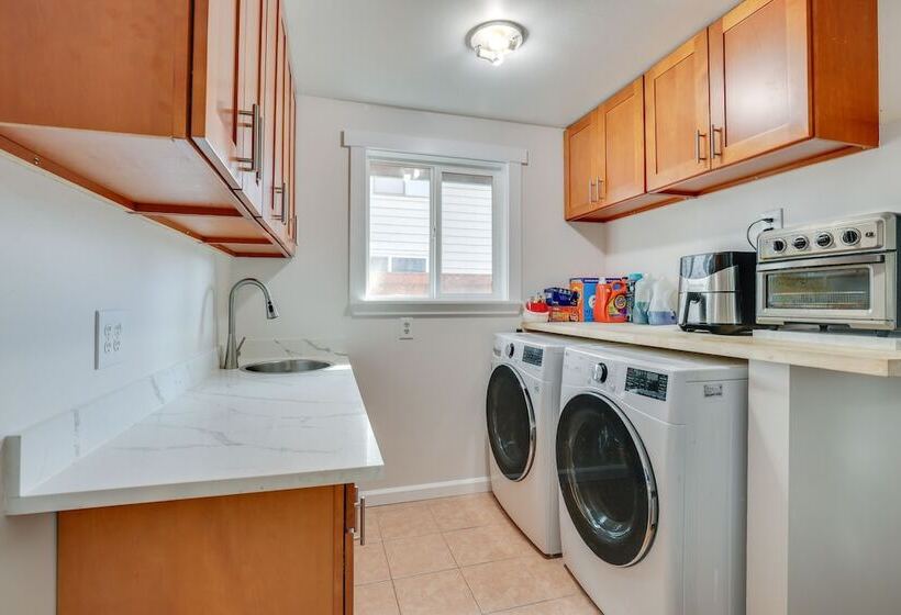 Renton Home: Gazebo W/ Tv & Bbq, 15 Mi To Seattle