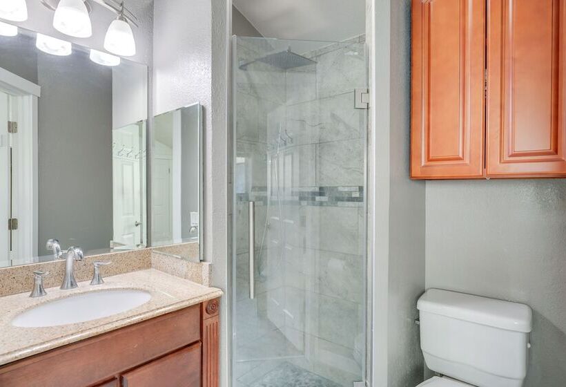 Renton Home: Gazebo W/ Tv & Bbq, 15 Mi To Seattle