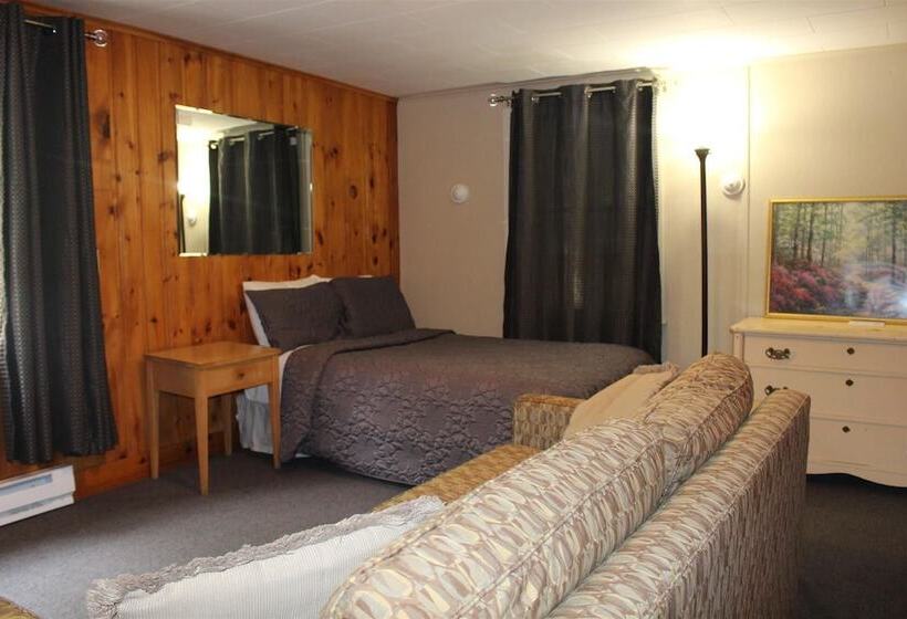 Hinckley's Dreamwood Cottages