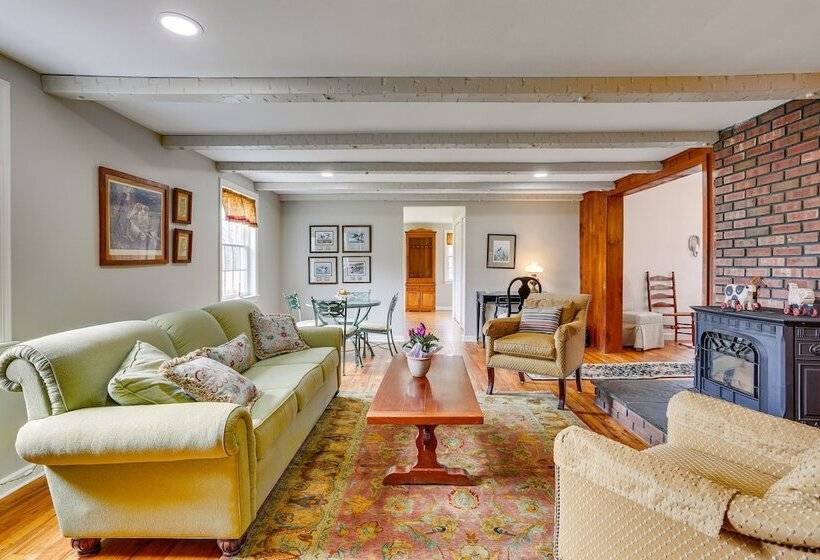 Historic Farmhouse In Layton W/ Deck!